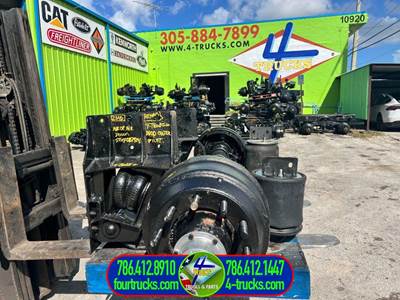 2010 Hendrickson AIR UP AIR DOWN Tag / Pusher Axle