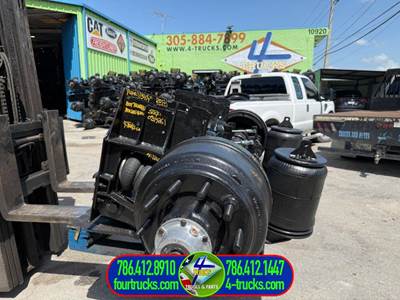 2017 Hendrickson HLM TOUGHLIFT Tag / Pusher Axle