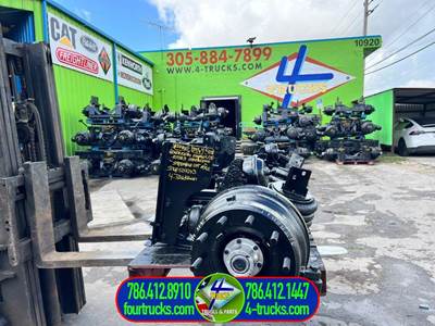 2018 Hendrickson COMPOSILITE Tag / Pusher Axle