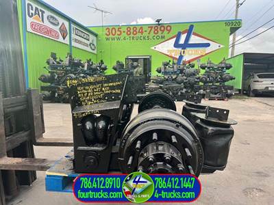 2017 Hendrickson HLM2 Tag / Pusher Axle