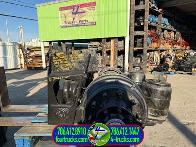 2017 Hendrickson HLM2 Tag / Pusher Axle