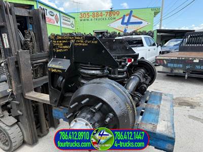 2017 Hendrickson Tag / Pusher Axle HLM TOUGHLIFT