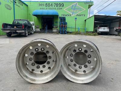 2015 Alcoa Super Single Tire & Rim