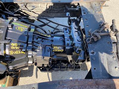 1993 Isuzu 4BD2T Transmission