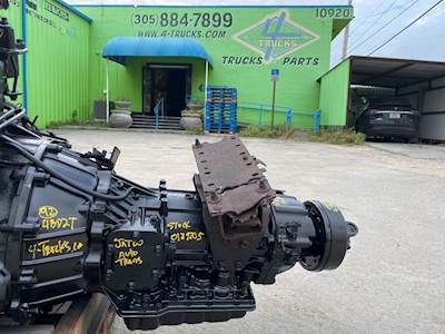 1992 Isuzu 4BD2TC Transmission