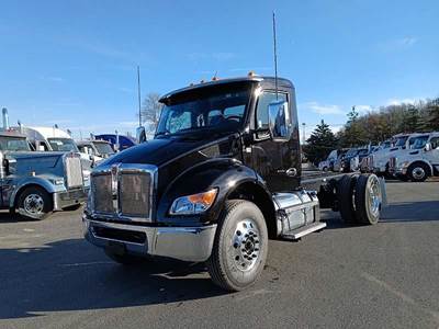 Kenworth T480 Cab & Chassis Truck - Paccar, 350HP, 6 Speed Allison Rds Automatic