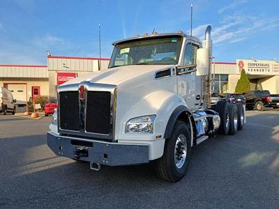 Kenworth T880 Tri Axle Cab & Chassis Truck - Cummins, 500HP, 18 Speed Endurant Amt