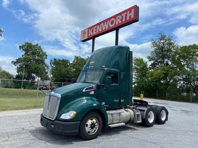 Kenworth T680 Day Cab Truck - Paccar 455HP, Automatic