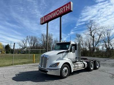 Kenworth T680 Day Cab Truck - Paccar 510HP, 12 Speed Automatic