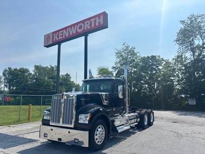 Kenworth W990 Day Cab Truck - Cummins 565HP, 6 Speed Allison Rds Automatic