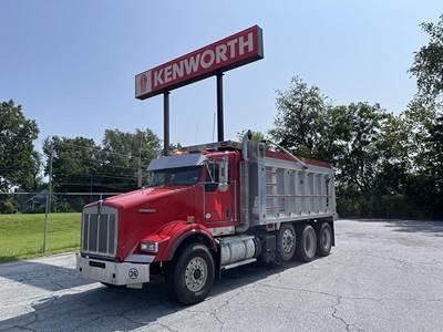 Kenworth T800 Dump Truck - Paccar 455HP, Manual