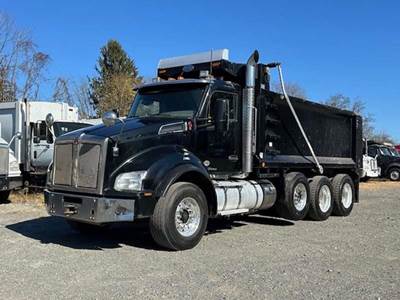 Kenworth T880 Dump Truck - Cummins 550HP, Automatic