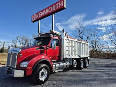 Kenworth T880 Dump Truck - Cummins 565HP, Automatic