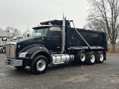 Kenworth T880 Tri Axle Dump Truck - Cummins 505HP, 8Ll Manual, 17.5' Dump