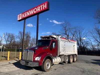 Kenworth T880 Dump Truck - Cummins 525HP, 6 Speed Automatic