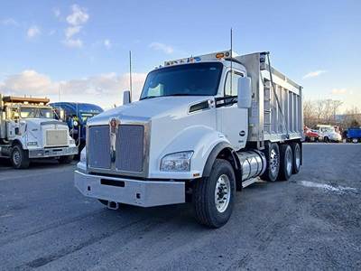 Kenworth T880 Tri Axle Dump Truck - Paccar 445HP, 18 Speed Automatic, 17' Dump