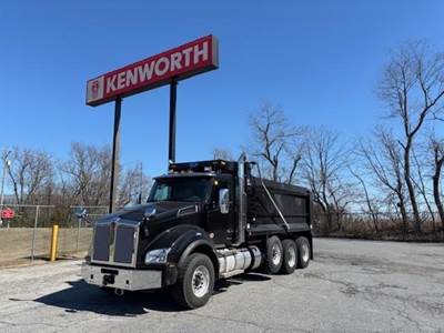 Kenworth T880 Tri Axle Dump Truck - Paccar 510HP, 6 Speed Allison Rds Automatic, 18' Dump