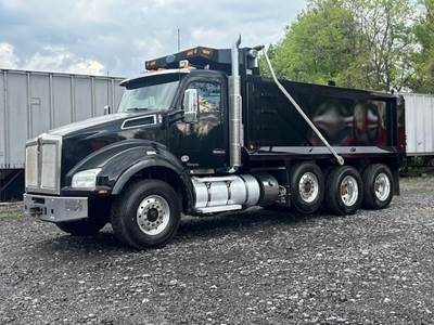 Kenworth T880 Dump Truck - Cummins 505HP, Automatic