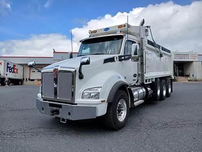 Kenworth T880 Tri Axle Dump Truck - Paccar 510HP, 6 Speed Allison Rds Automatic, 18' Dump