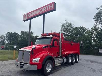 Kenworth T880 Tri Axle Dump Truck - Paccar 485HP, 10 Speed Manual, 18' Dump