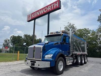Kenworth T880 Tri Axle Dump Truck - Paccar 510HP, 6 Speed Allison Rds Automatic, 18' Dump