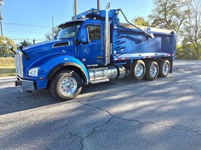 Kenworth T880 Tri Axle Dump Truck - Paccar 485HP, 8Ll Manual, 18' Dump