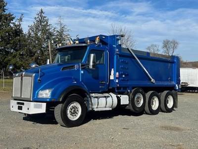 Kenworth T880 Tri Axle Dump Truck - Cummins 565HP, Automatic, 18' Dump