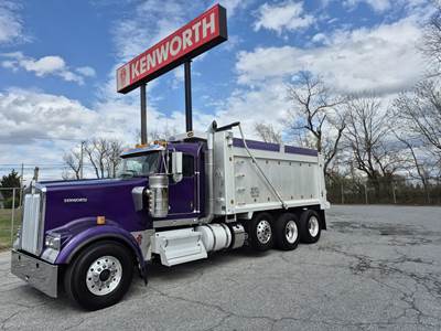 Kenworth W900L Tri Axle Dump Truck - Cummins 450HP, 18 Speed Manual, 17' Dump
