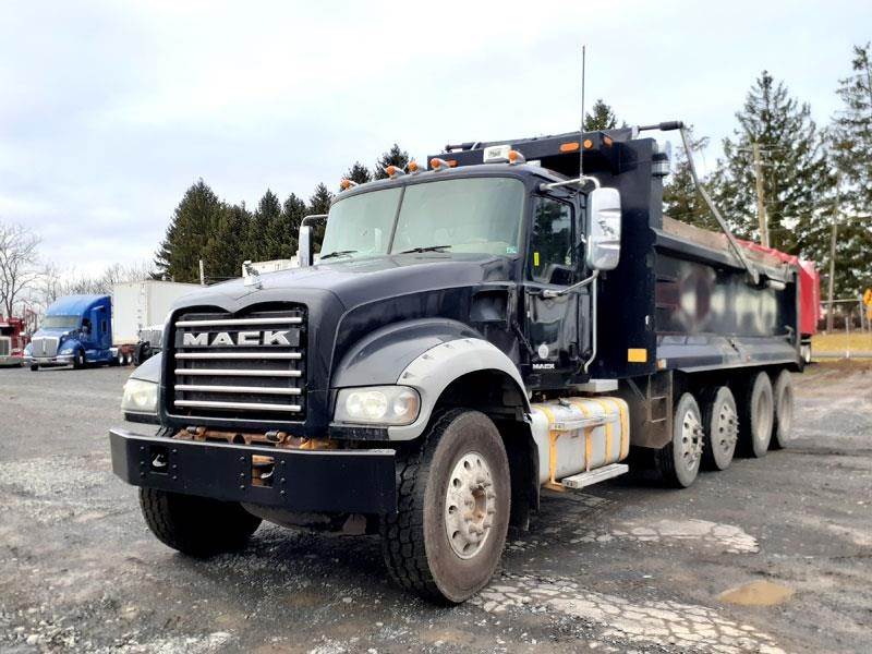2016 Mack Granite GU713 Quad Axle Dump Truck MP8 425HP, Automatic, 20
