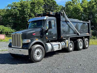 Peterbilt 567 Dump Truck - Paccar 455HP, Automatic