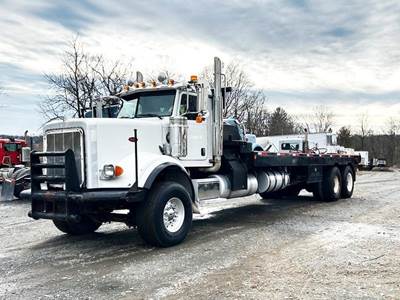 Peterbilt 357 Tandem Axle Flatbed Truck - 475HP, 8Ll Manual