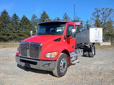 Kenworth T380 Hooklift Truck - Paccar, 350HP, 6 Speed Allison Rds Automatic