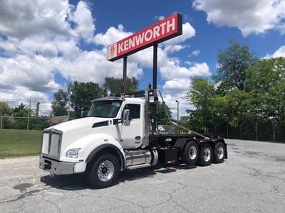 Kenworth T880 Tri Axle Roll Off Truck - Paccar, 510HP, 6 Speed Allison Rds Automatic