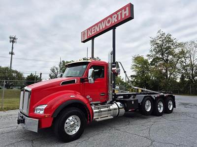 Kenworth T880 Tri Axle Roll Off Truck - Cummins, 565HP, 6 Speed Allison Rds Automatic