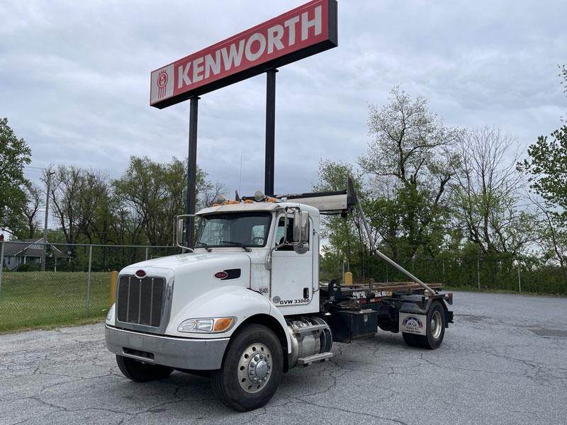 2018 Peterbilt 337 Single Axle Roll Off Truck Paccar, 350HP