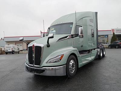 Kenworth T680 Sleeper Semi Truck - 76" Raised Roof Sleeper, Cummins 565HP, 18 Speed Endurant Amt
