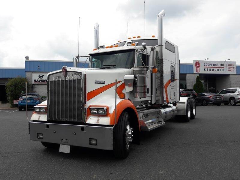 2013 Kenworth W900l Sleeper Semi Truck Cummins Isx15 550hp