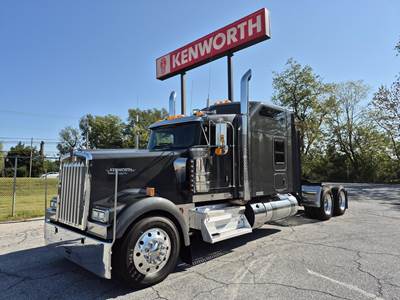 Kenworth W900L Sleeper Semi Truck - 86" Mid Roof Sleeper, Cummins 565HP, 18 Speed Manual