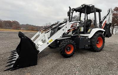 Bobcat B760 Backhoe