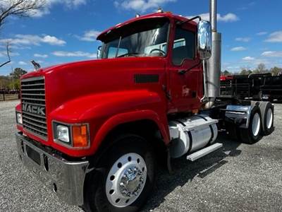 Mack CHN613 Day Cab Truck