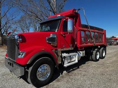 Freightliner Coronado 122 SD Dump Truck - Detroit 525HP, Automatic