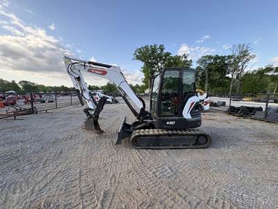 Bobcat E60R2 Excavator