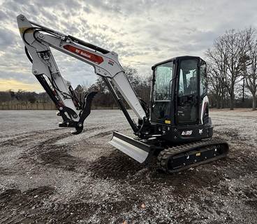 Bobcat E35 R2-Series Mini Excavator