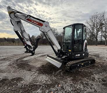 Bobcat E35 R2-Series Mini Excavator