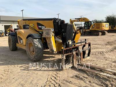 Caterpillar TL1055D Telehandler