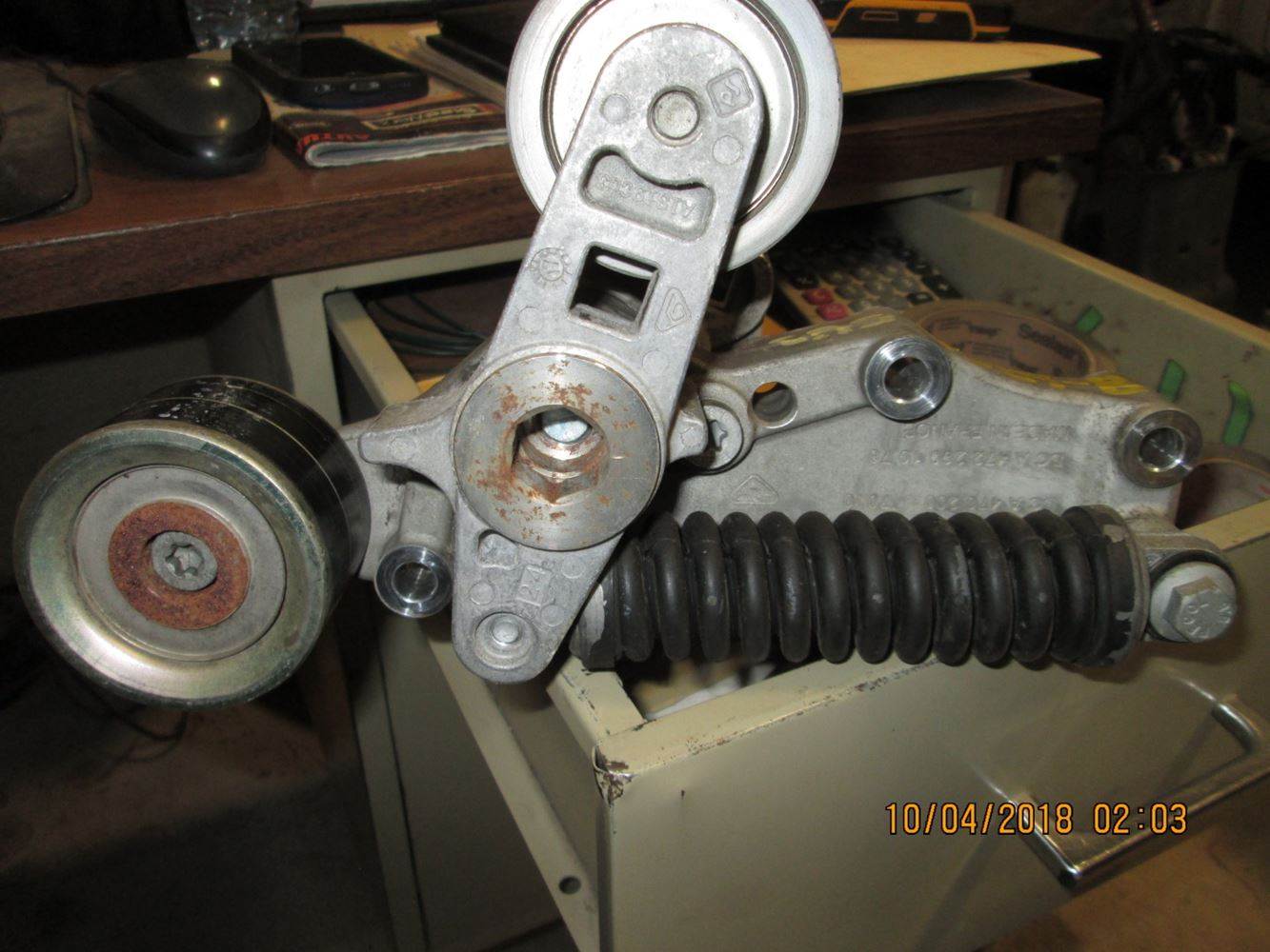 Detroit DD15 Belt Tensioner for a 2014 Freightliner Cascadia 125 For