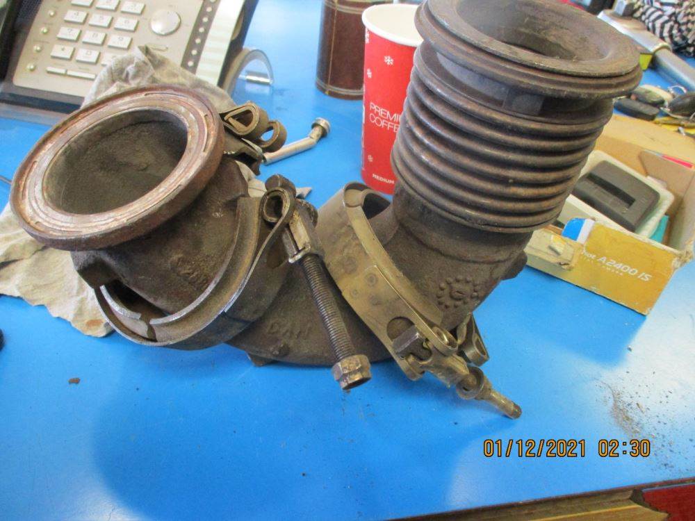 Volvo D13 EGR Valve for a Volvo VNL For Sale Winnipeg, MB, Canada 21119812