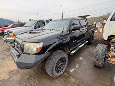 2011 Toyota TACOMA TRD SPORT Truck