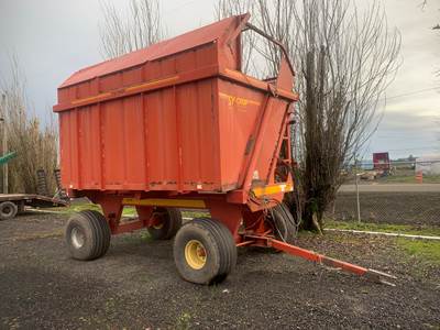 Ty-Crop Forage Wagon
