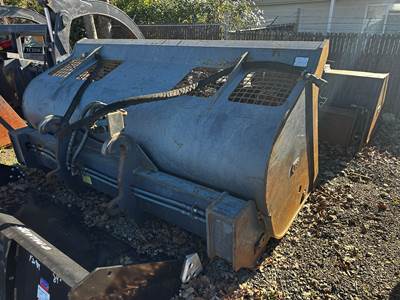 Paladin 521F Tip Out Bucket 4.0 Yards for Case, Deere, Cat 644 etc...